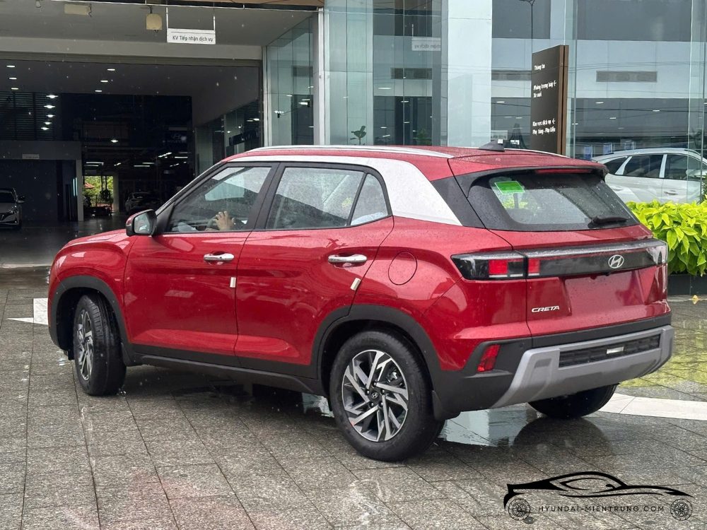 ảnh xe hyundai creta cao cấp màu đỏ 2025