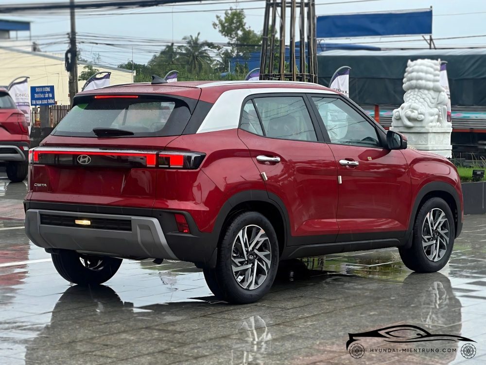 ảnh xe hyundai creta cao cấp màu đỏ 2025