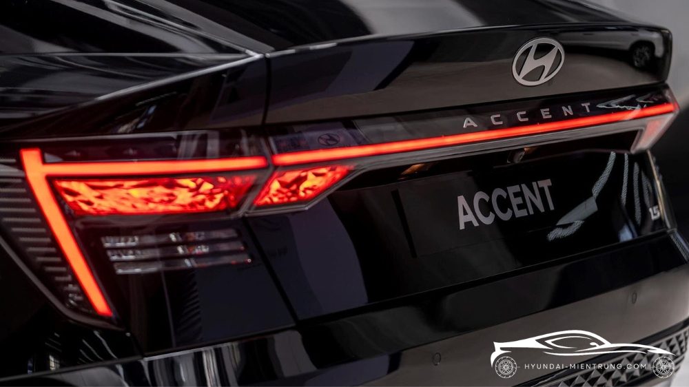 Hình ảnh xe Hyundai Accent AT Cao Cấp màu Đen 2025