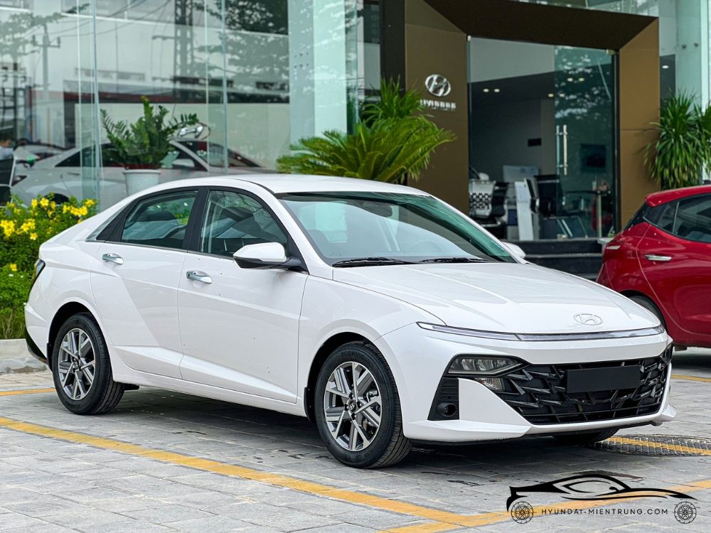Hình ảnh xe Hyundai Accent AT Cao Cấp màu Trắng 2025
