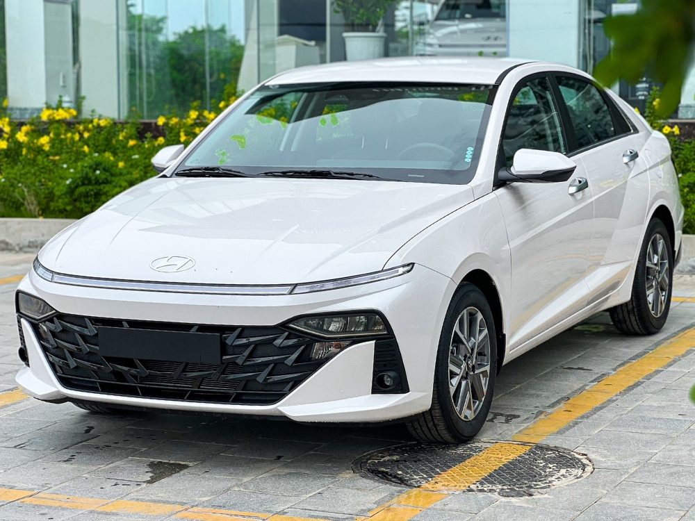 Hình ảnh xe Hyundai Accent AT Cao Cấp màu Trắng 2025
