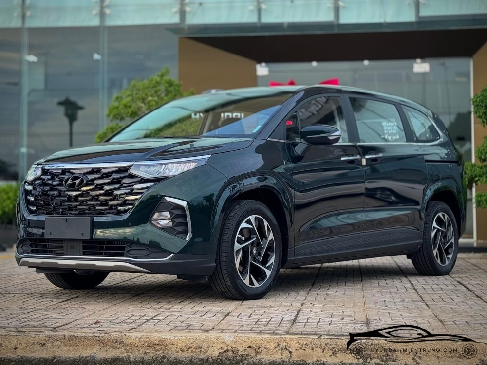 Hình ảnh xe Hyundai Custin Đặc Biệt màu Xanh Lục Bảo 2025
