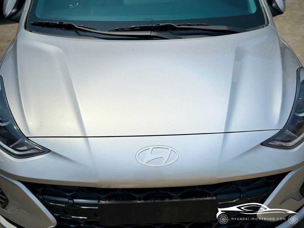 Hình ảnh xe Hyundai Grand I10 Hatchback AT màu Bạc 2025