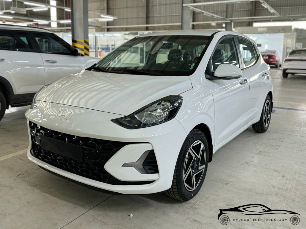 Hình ảnh xe Hyundai Grand I10 Hatchback AT Tiêu Chuẩn màu Trắng