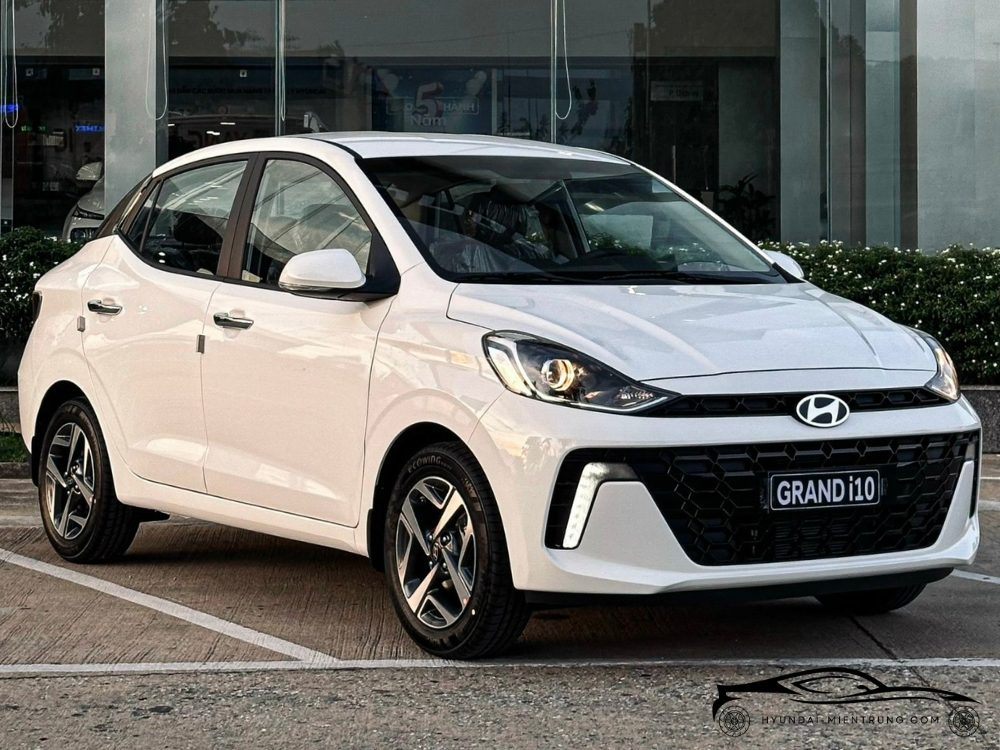 Hình ảnh xe Hyundai Grand I10 Sedan AT màu Trắng