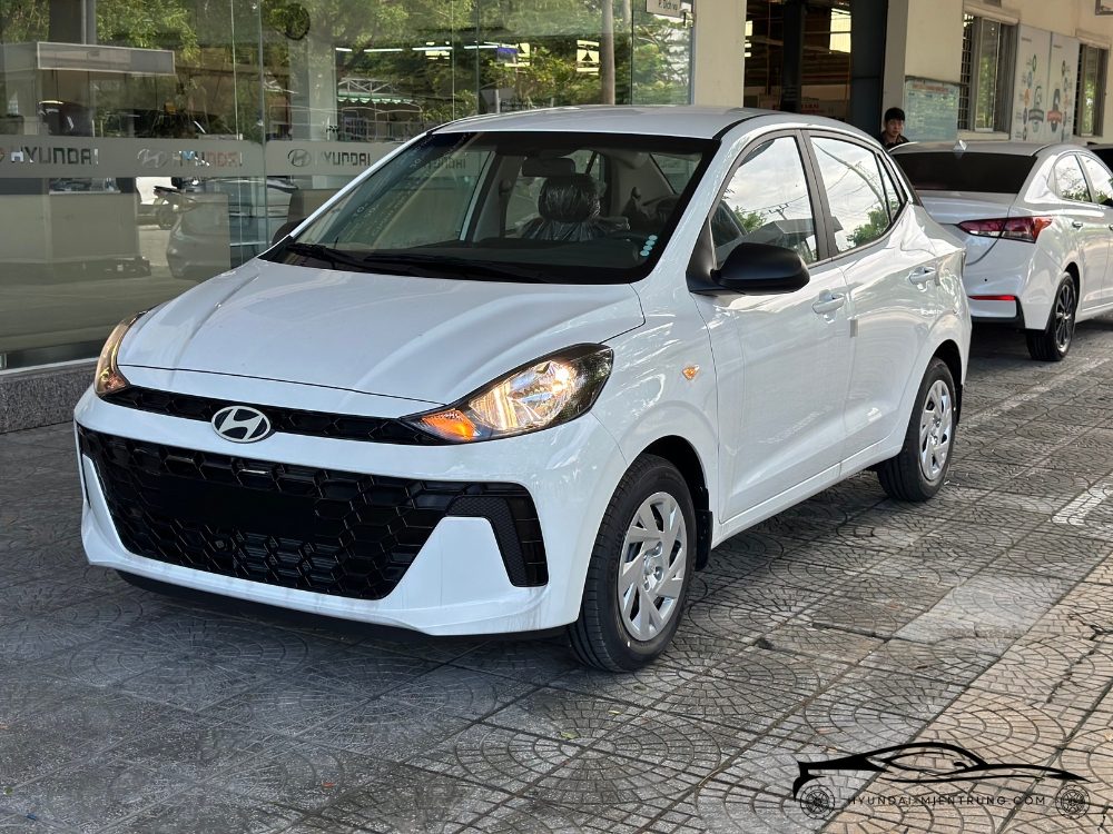 Hình ảnh xe Hyundai Grand I10 Sedan MT màu Trắng