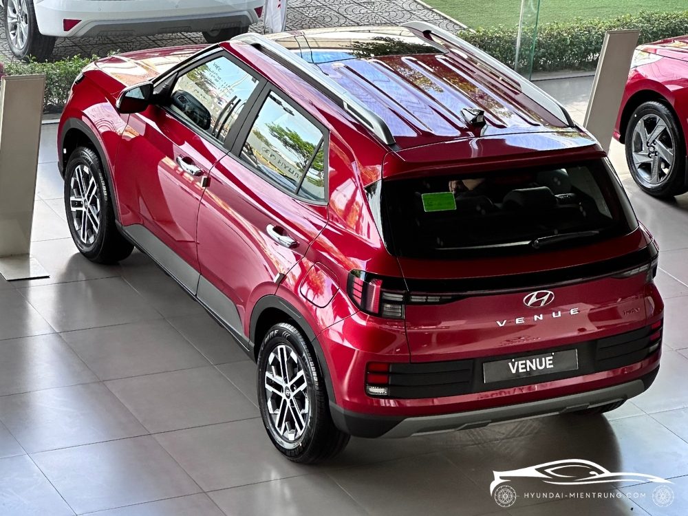 Hình ảnh xe Hyundai Venue Đặc Biệt màu Đỏ 2025