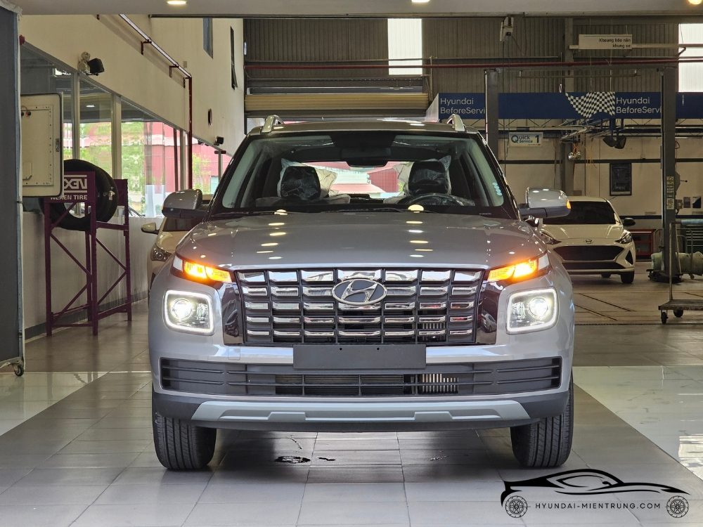 Hình ảnh xe Hyundai Venue Đặc Biệt màu Xám Kim Loại 2025