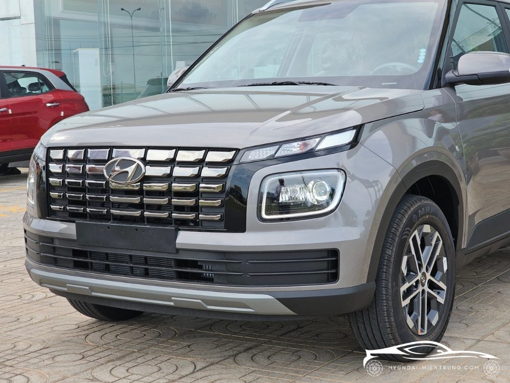 Hình ảnh xe Hyundai Venue Đặc Biệt màu Xám Kim Loại 2025