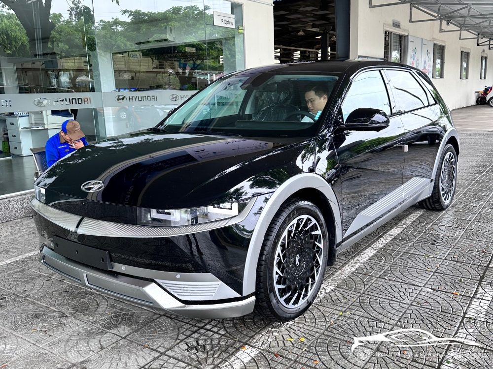 Hình ảnh xe Hyundai Ioniq 5 Prestige màu Đen 2025