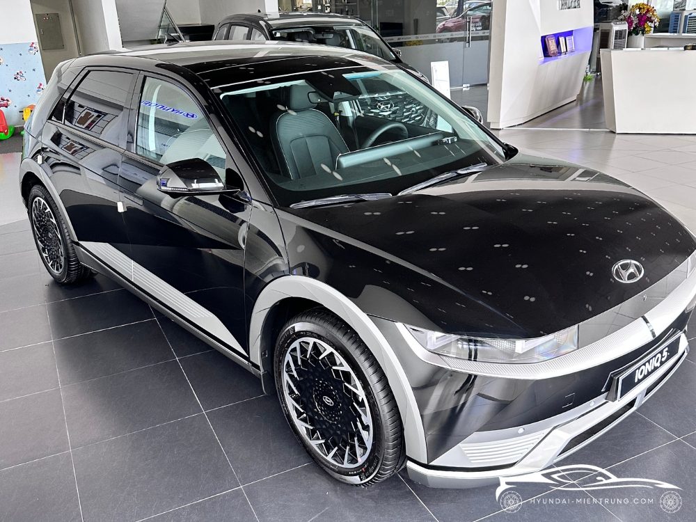 Hình ảnh xe Hyundai Ioniq 5 Prestige màu Đen 2025