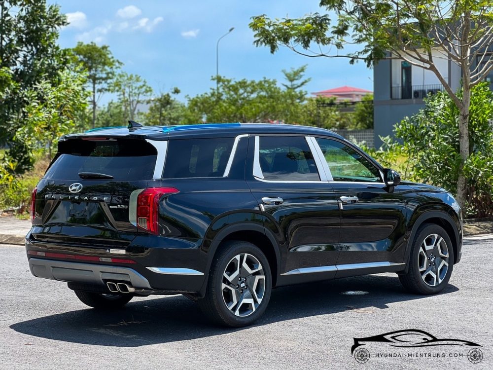 Hình ảnh xe Hyundai Palisade Prestige màu Đen 2025