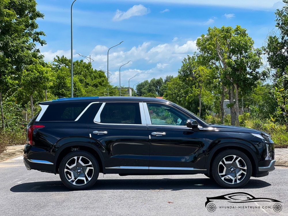 Hình ảnh xe Hyundai Palisade Prestige màu Đen 2025