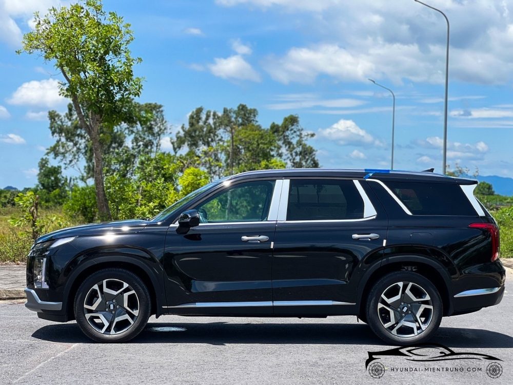 Hình ảnh xe Hyundai Palisade Prestige màu Đen 2025