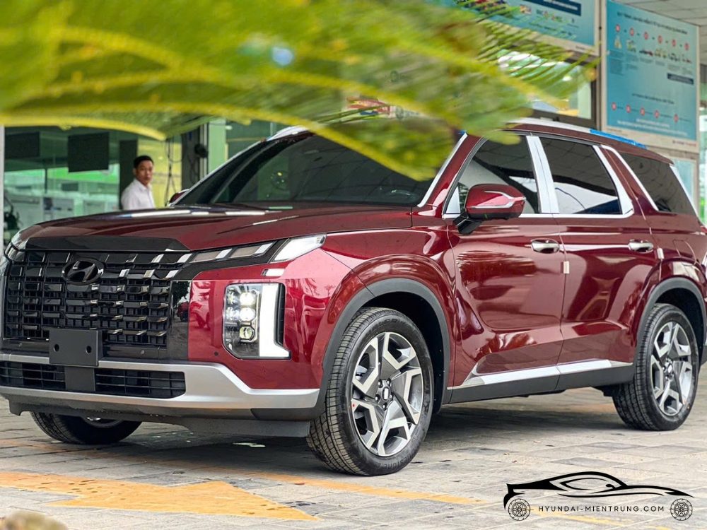 Hình ảnh xe Hyundai Palisade Prestige màu Đỏ Đô 2025