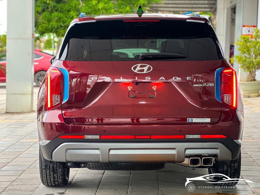 Hình ảnh xe Hyundai Palisade Prestige màu Đỏ Đô 2025