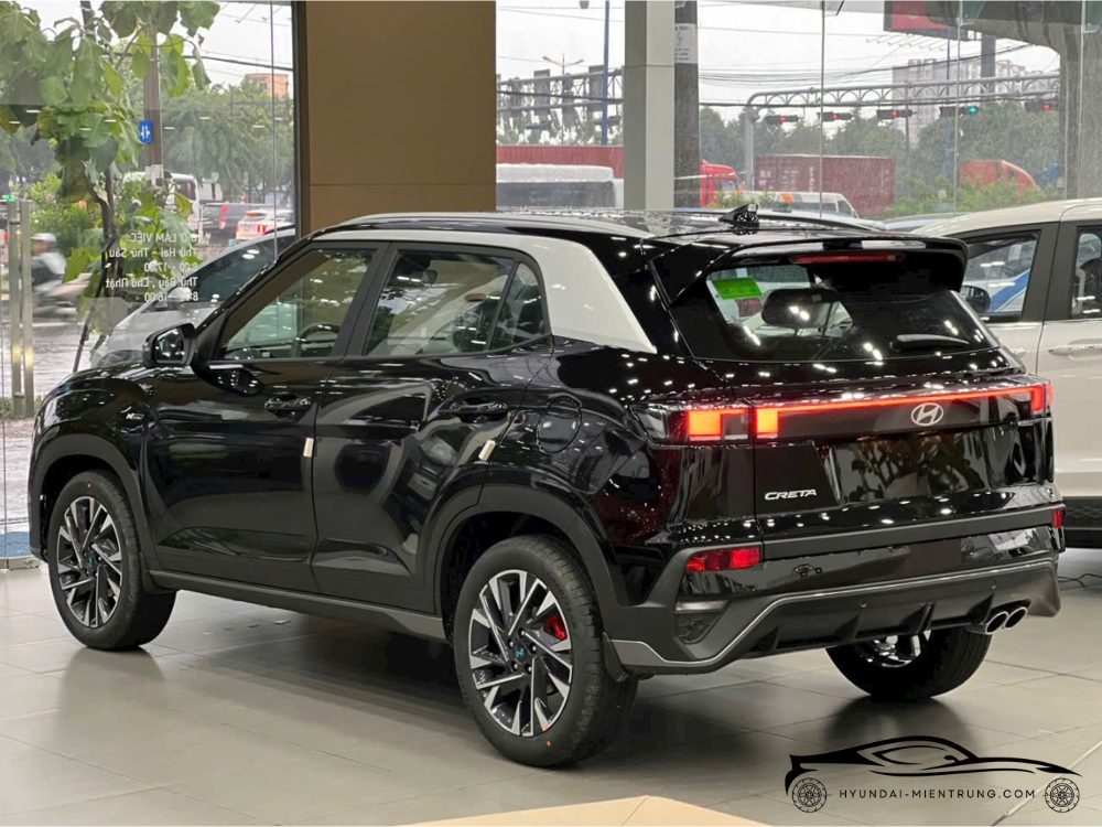 ảnh xe hyundai creta n-line màu đen 2025