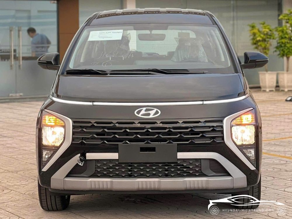 Hình ảnh xe Hyundai Stargazer Tiêu Chuẩn màu Đen 2025