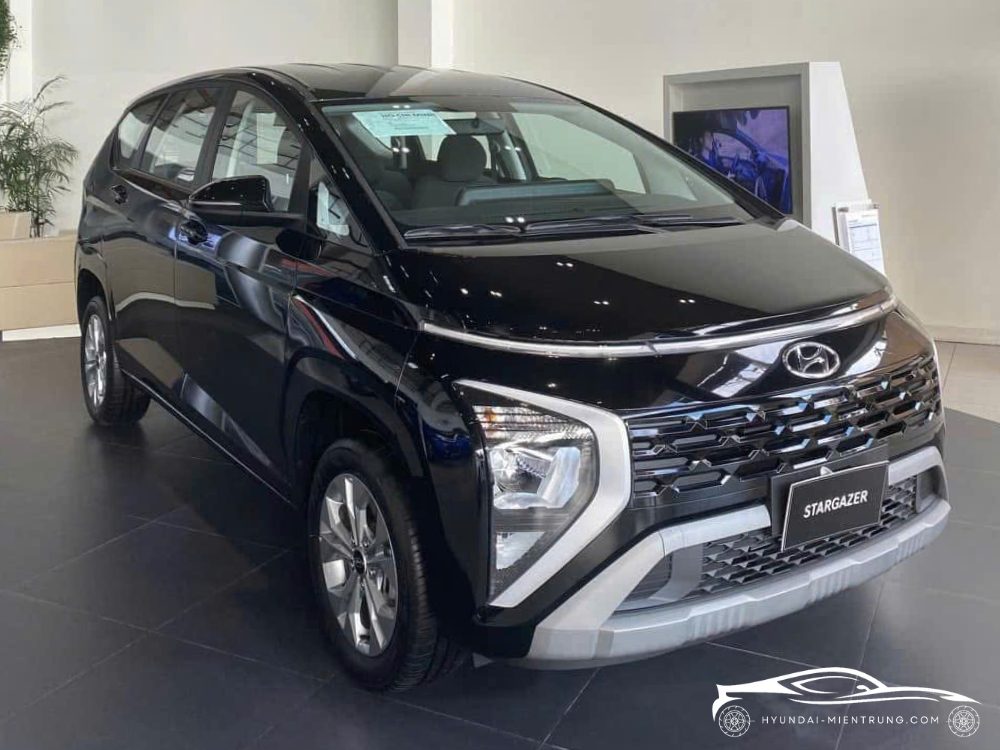 Hình ảnh xe Hyundai Stargazer Tiêu Chuẩn màu Đen 2025
