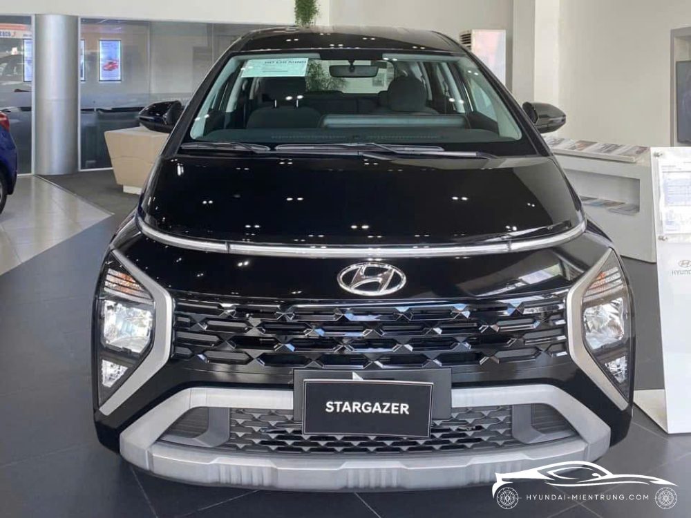 Hình ảnh xe Hyundai Stargazer Tiêu Chuẩn màu Đen 2025