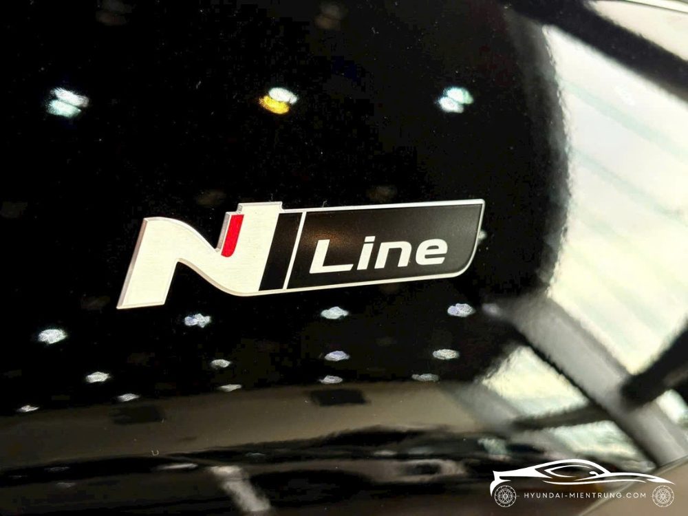 Hình ảnh xe Hyundai Tucson N-Line màu Đen 2025