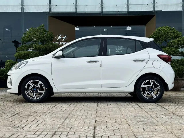 Hyundai Grand i10 Hatchback – ảnh xe hyundai grand i10 hatchback màu trắng