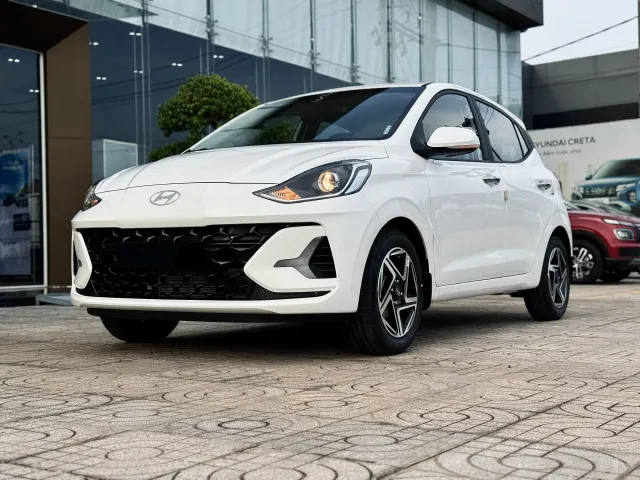 Hyundai Grand i10 Hatchback – ảnh xe hyundai grand i10 hatchback màu trắng