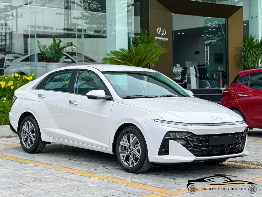 Hình ảnh xe Hyundai Accent AT Cao Cấp màu Trắng 2025