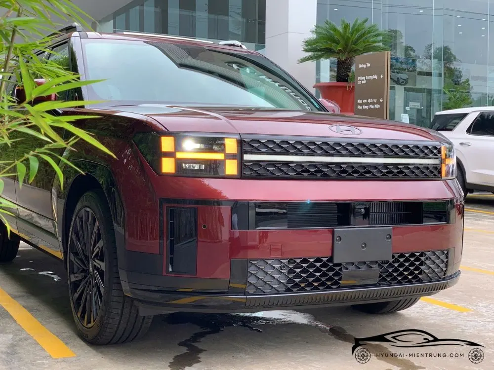 Hình ảnh xe Hyundai SantaFe Calligraphy Turbo màu Đỏ 2025