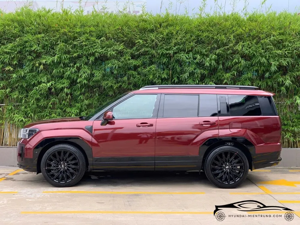 Hình ảnh xe Hyundai SantaFe Calligraphy Turbo màu Đỏ 2025