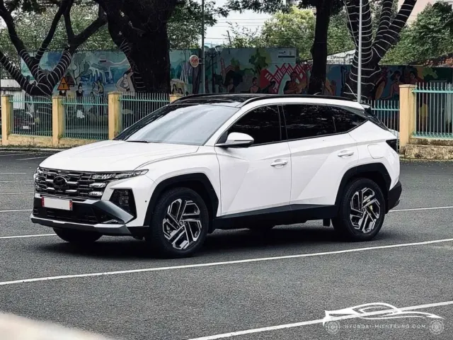 Hình ảnh xe Hyundai Tucson Turbo màu Trắng 2025