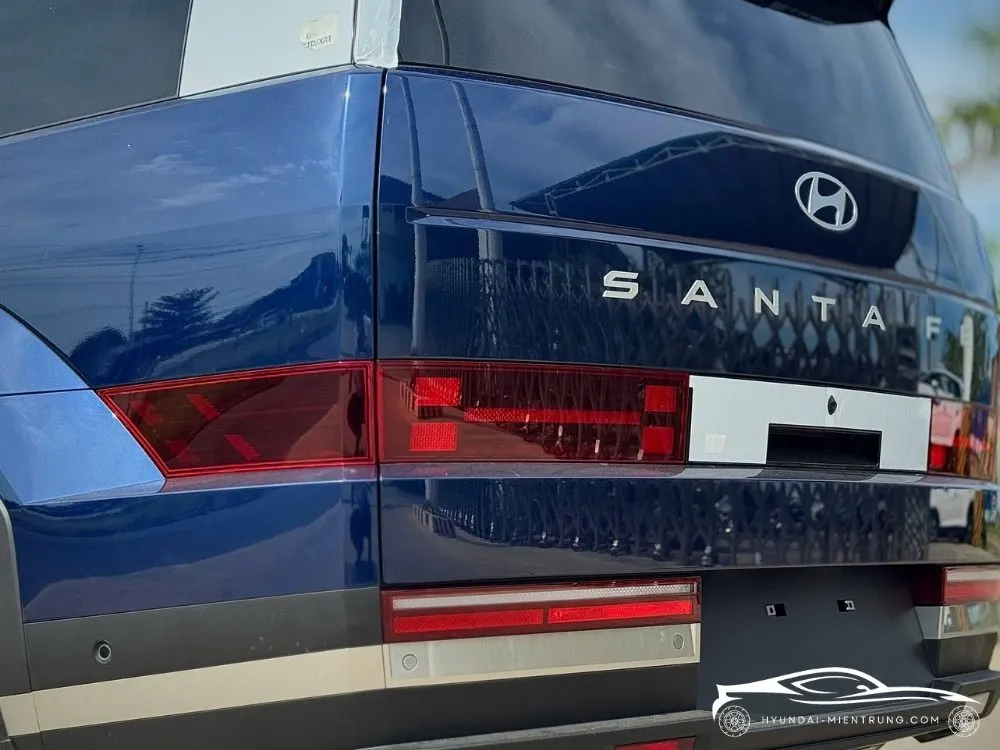 Hình ảnh xe Hyundai SantaFe Prestige màu Xanh Dương 2025