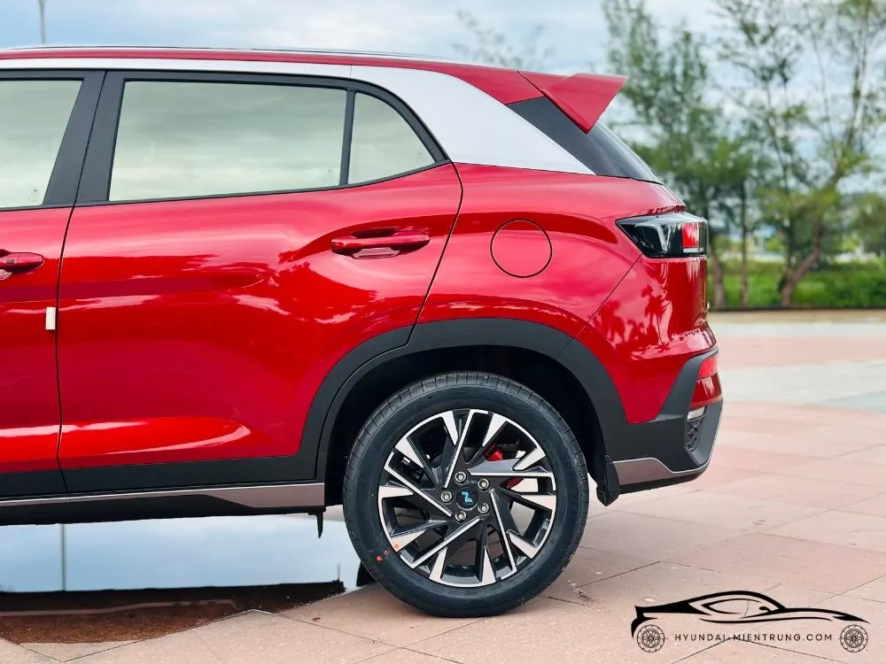 Hình ảnh xe Hyundai Creta N-Line màu Đỏ 2025
