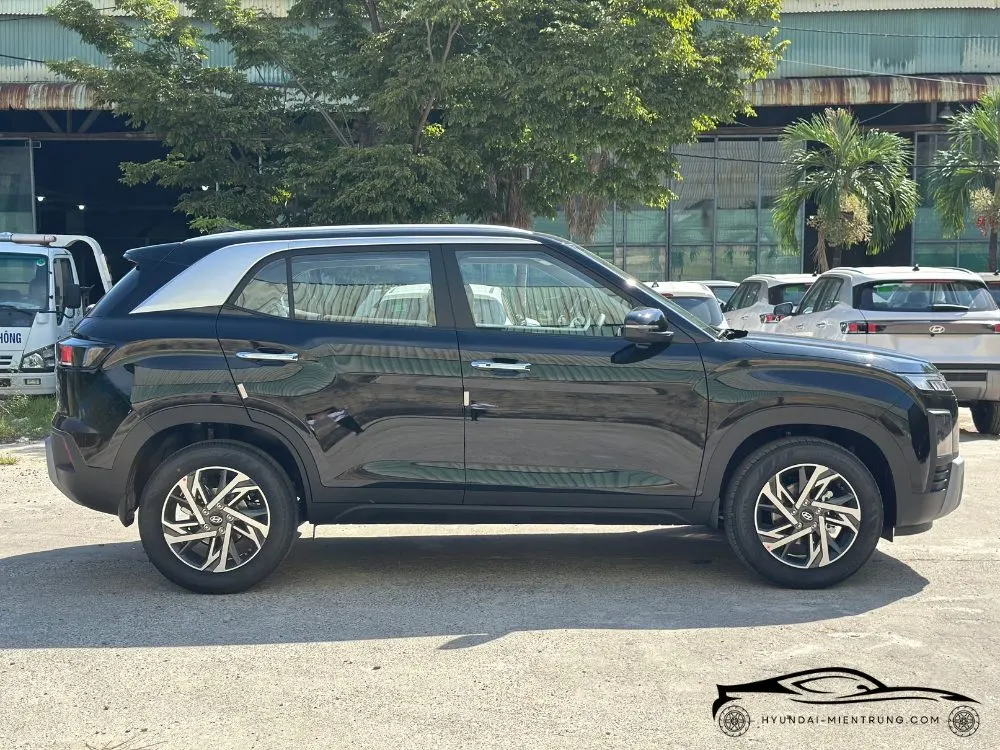 Hình ảnh xe Hyundai Creta Đặc Biệt màu Đen 2025