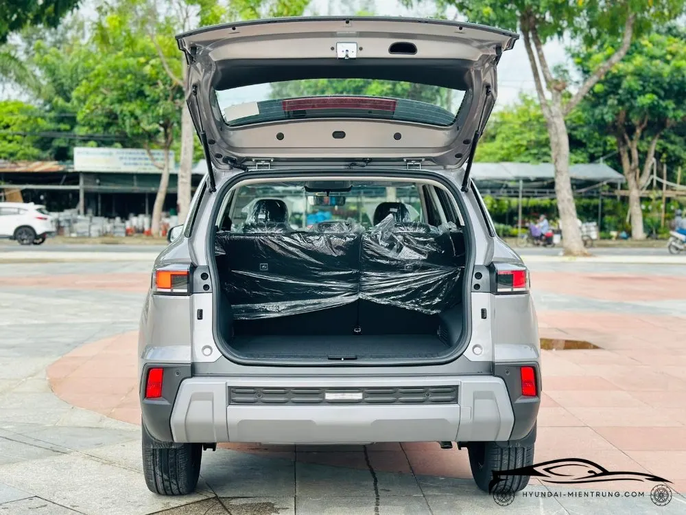 Hình ảnh xe Hyundai Creta Đặc Biệt màu Xám Kim Loại 2025